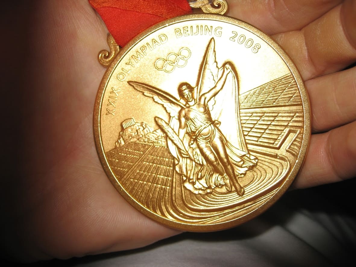 gold medal long banner